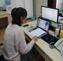 MILE米乐集团王靖晶老师和受资助学生家庭3